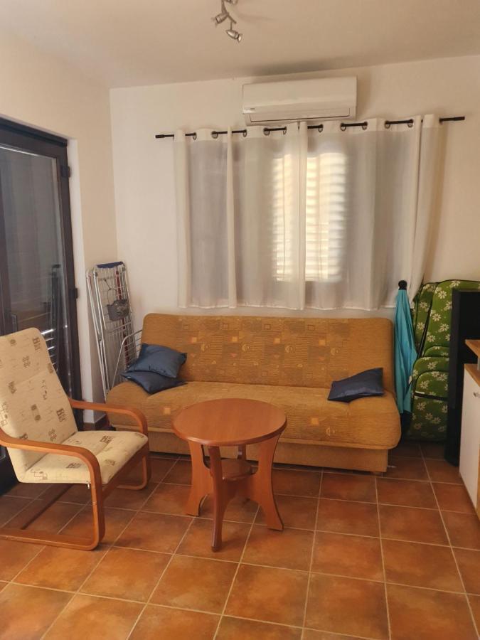 Vila Breskvar Mugeba Luaran gambar