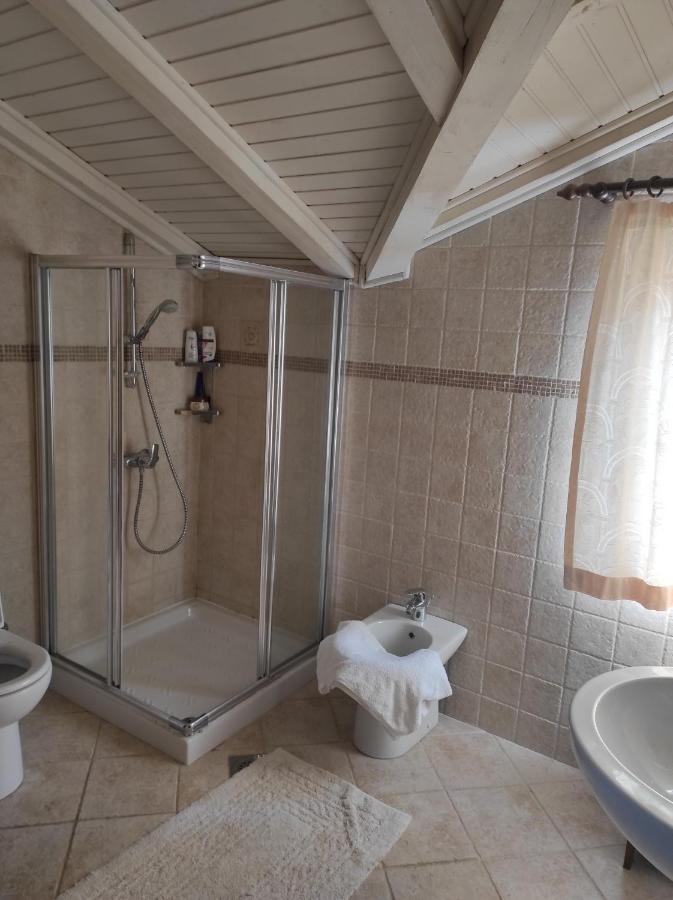 Vila Breskvar Mugeba Luaran gambar